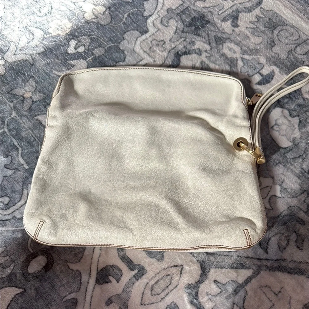 Talbots Large Cream Wristlet‎ Clutch